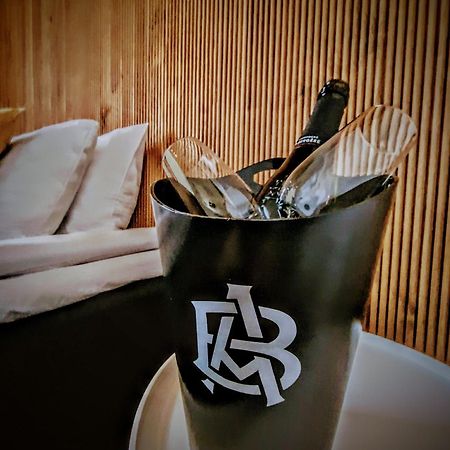 Hotel Seurahuone Riihimaeki Екстериор снимка