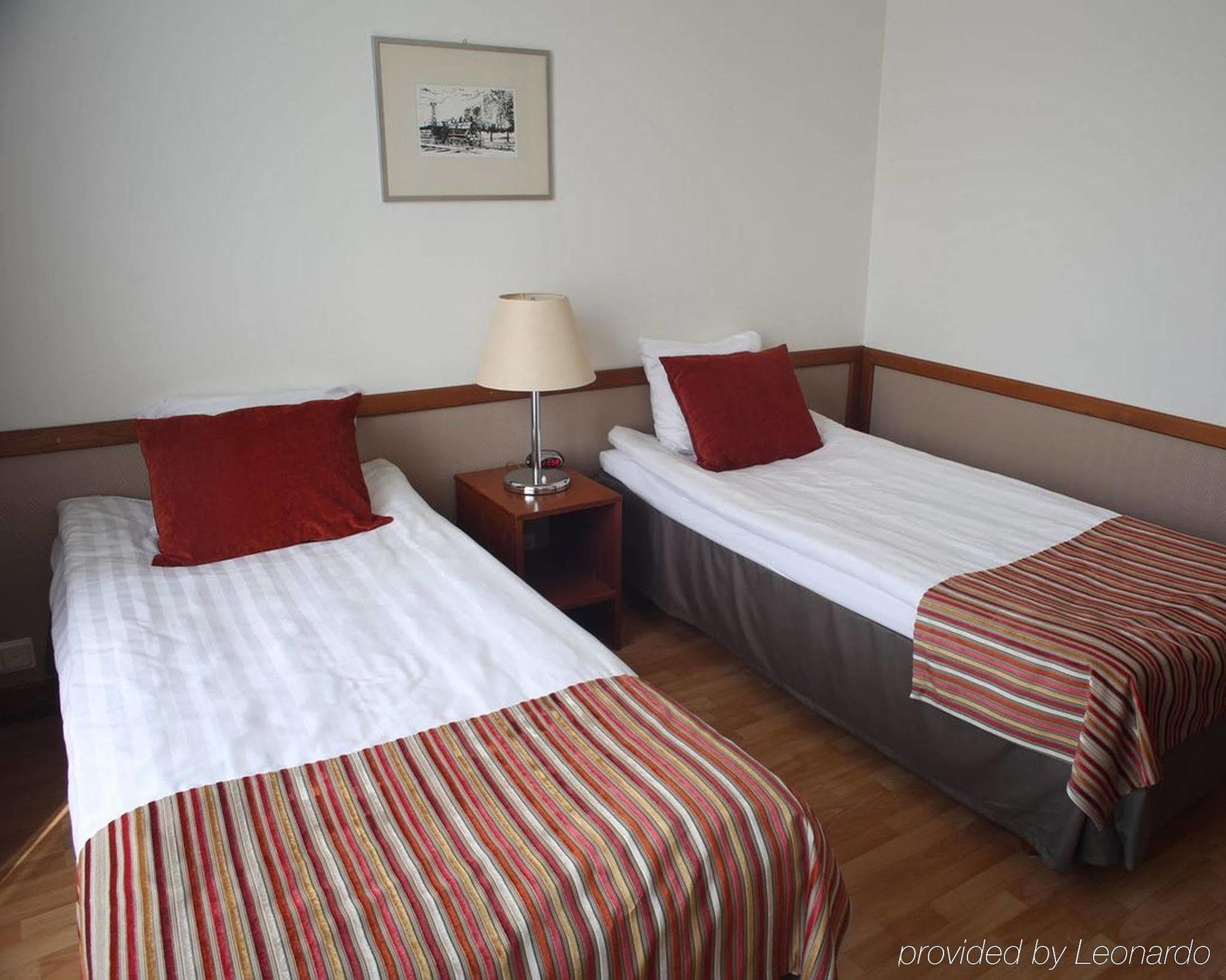 Hotel Seurahuone Riihimaeki Екстериор снимка