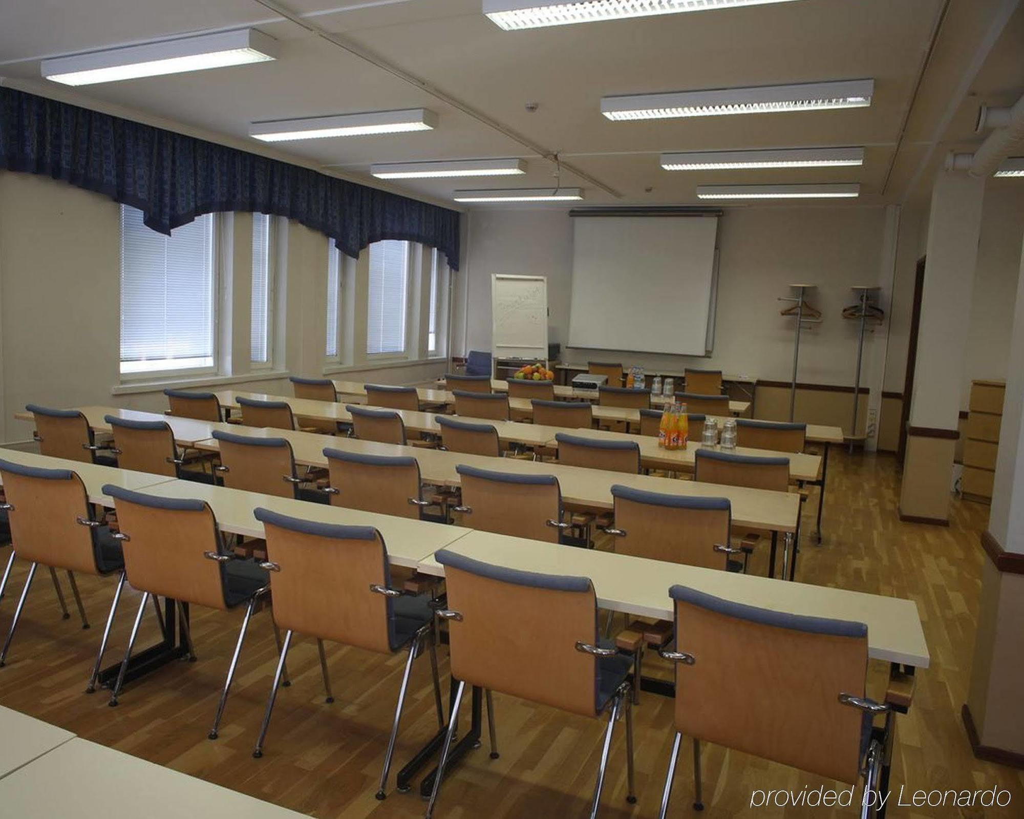 Hotel Seurahuone Riihimaeki Екстериор снимка